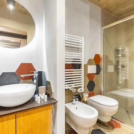 Apartman Luxury Loft Navigli, Duomo, Metro M2 A Due Passi *