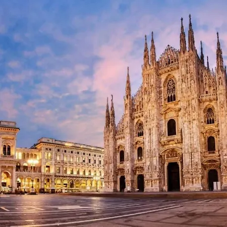 Luxury Loft Navigli, Duomo, Metro M2 A Due Passi Apartman